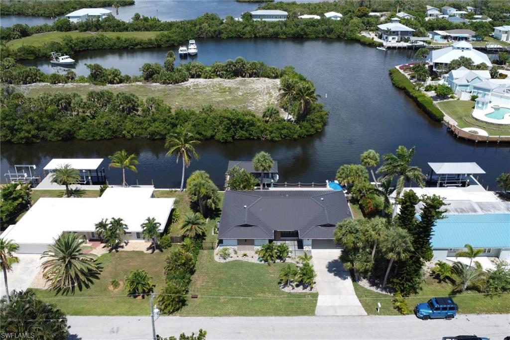 KNIGHTS BOKEELIA ISLE - Residential