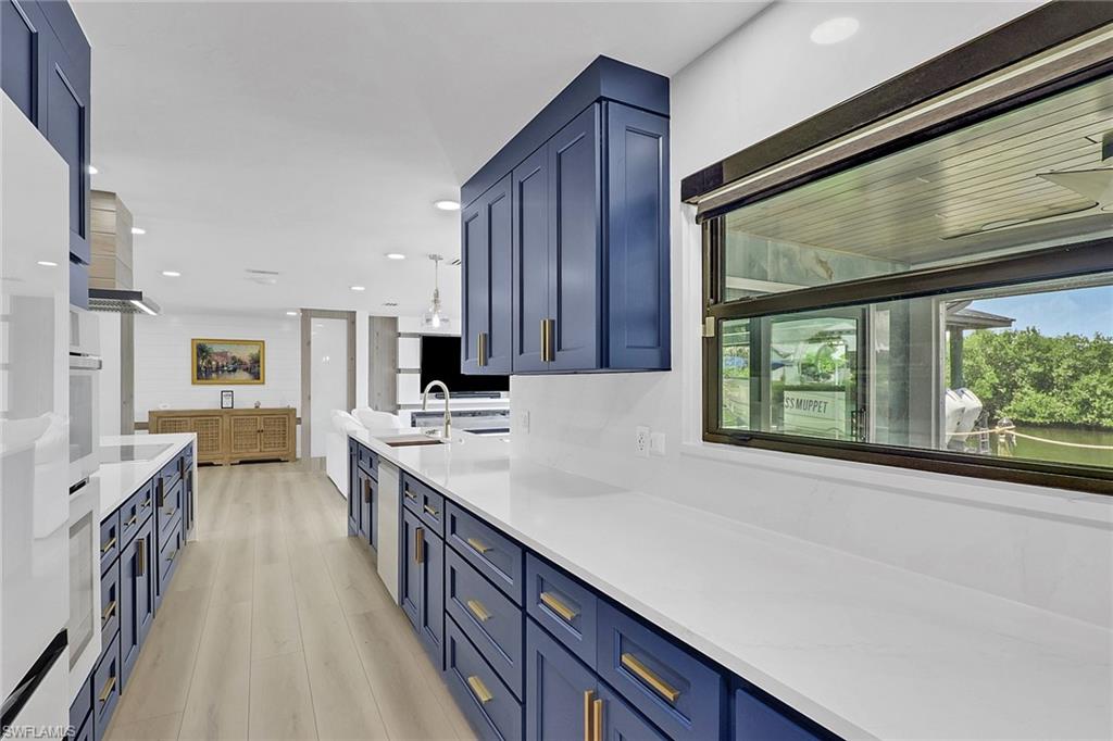 KNIGHTS BOKEELIA ISLE - Residential