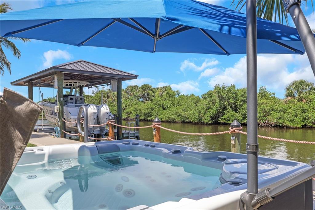 KNIGHTS BOKEELIA ISLE - Residential