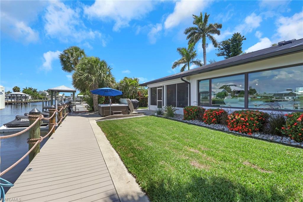 KNIGHTS BOKEELIA ISLE - Residential