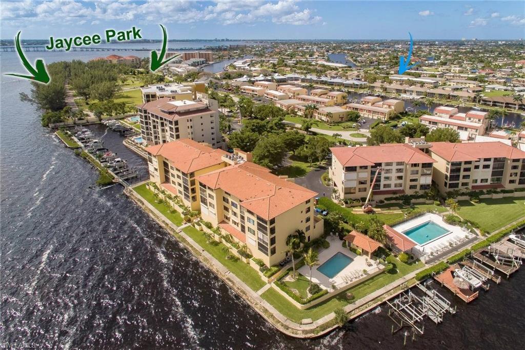 RENDEZVOUS CONDO - Residential