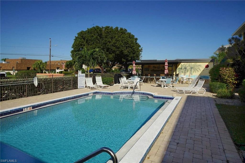 RENDEZVOUS CONDO - Residential
