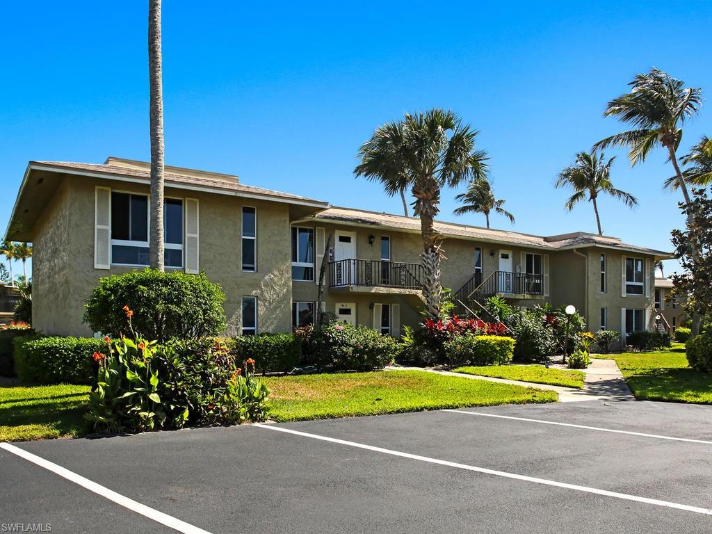 GLADES COUNTRY CLUB - Residential