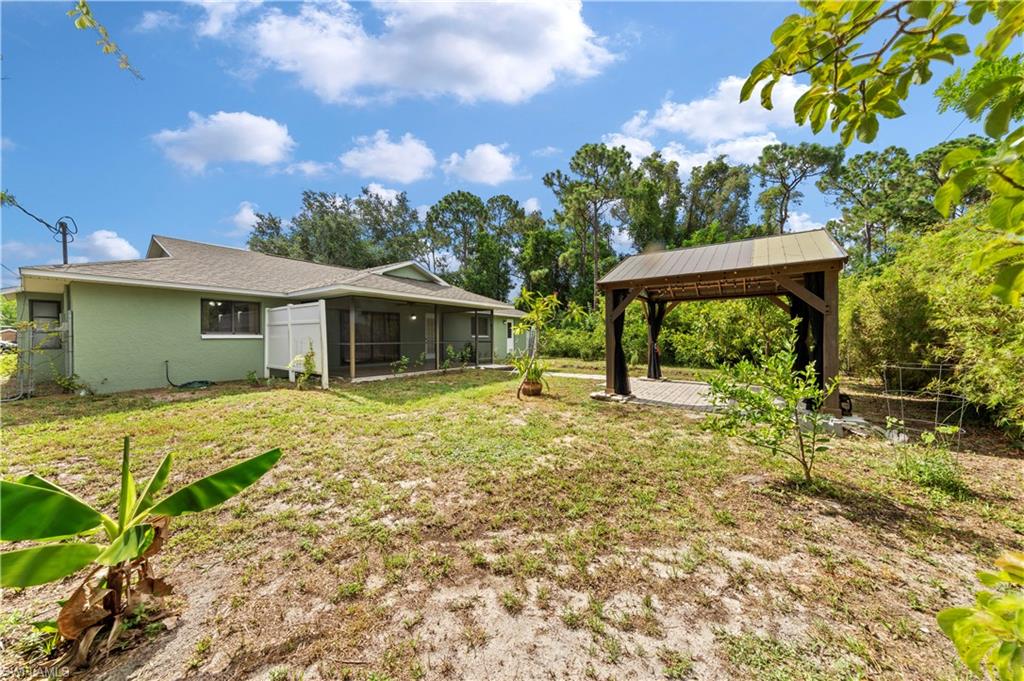 SAN CARLOS PARK - Residential