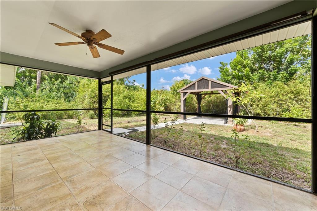SAN CARLOS PARK - Residential