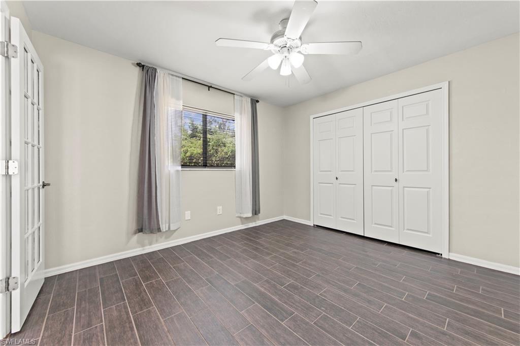 SAN CARLOS PARK - Residential