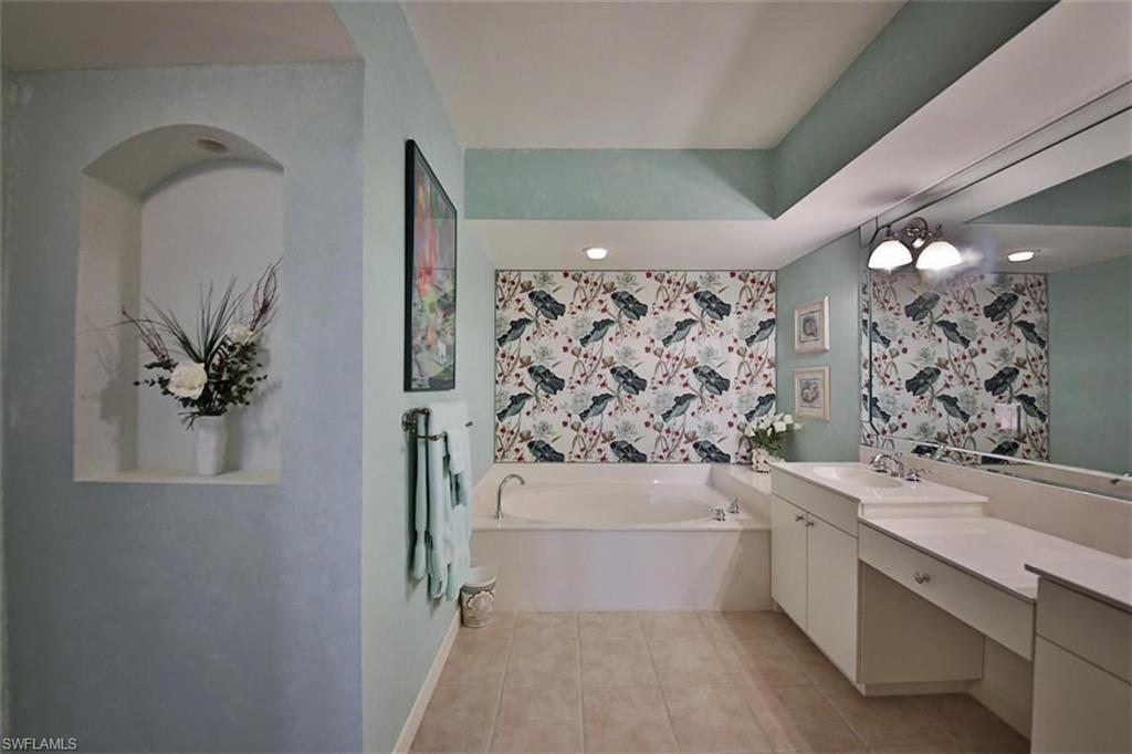 THE SHORES - Residential