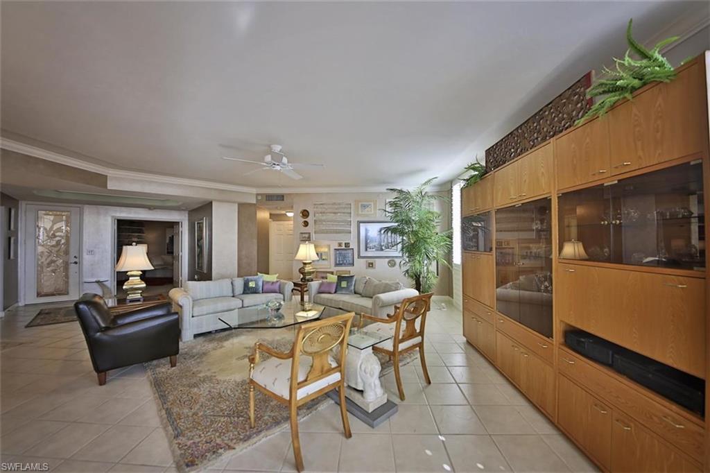 THE SHORES - Residential