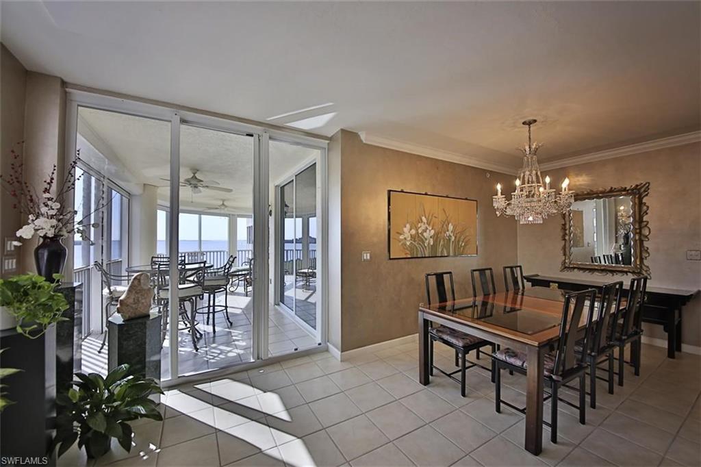 THE SHORES - Residential