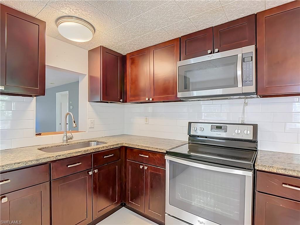 NORTH FORT MYERS - Residential