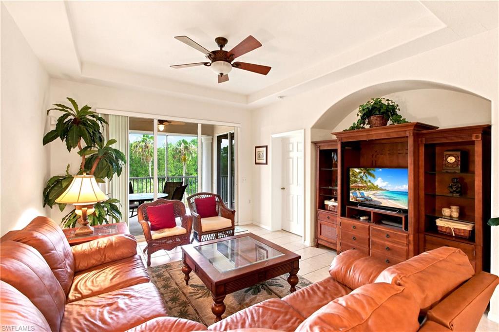 LAKE BARRINGTON - Residential
