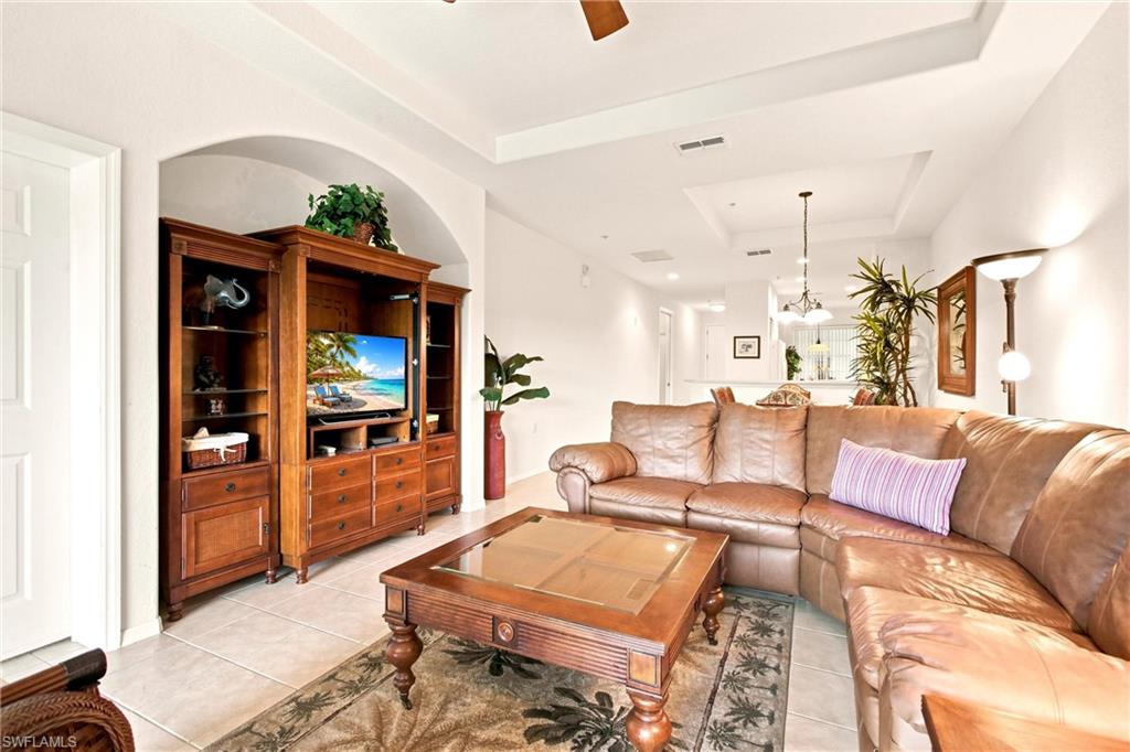LAKE BARRINGTON - Residential