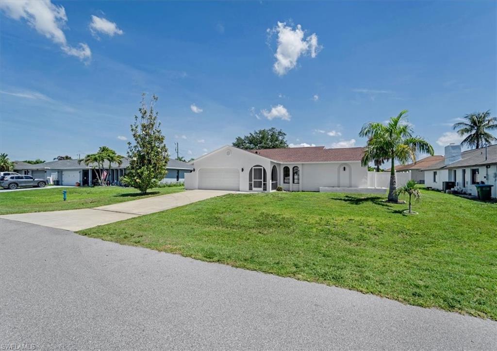 CAPE CORAL - Residential