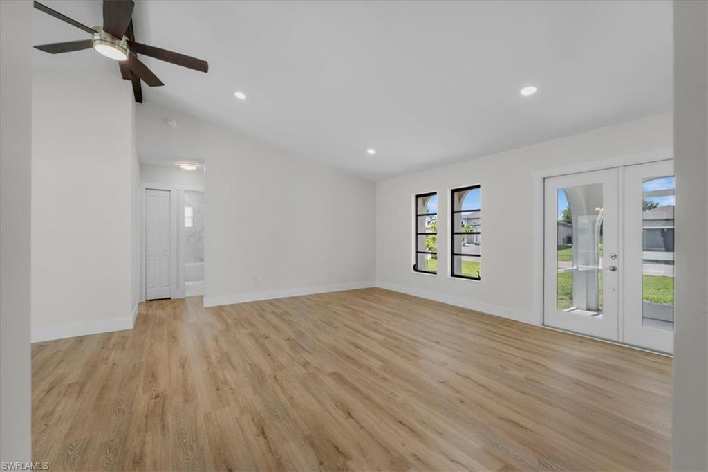 CAPE CORAL - Residential
