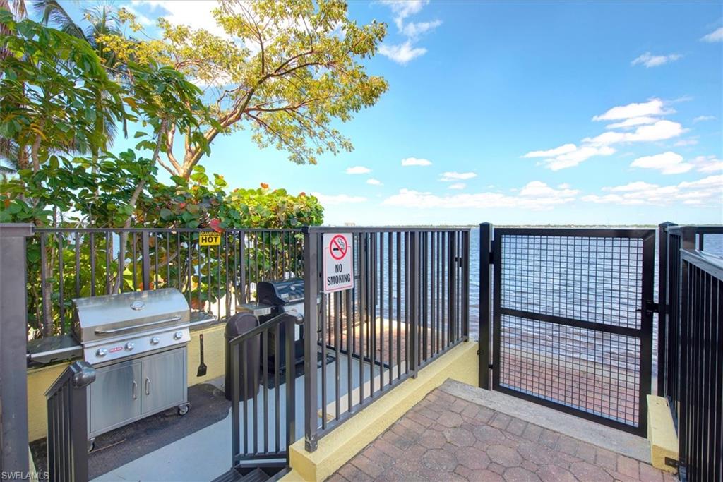 BEAU RIVAGE - Residential