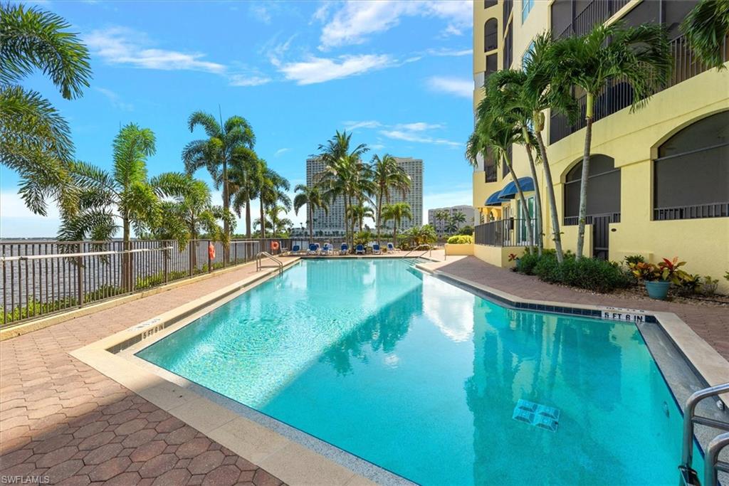 BEAU RIVAGE - Residential