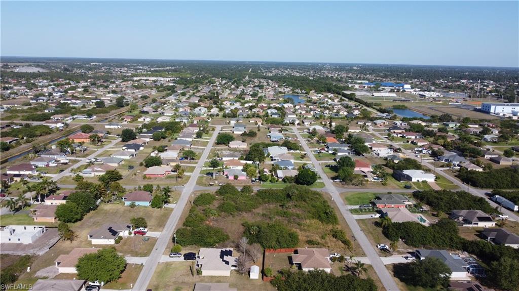 LEHIGH ACRES - Land