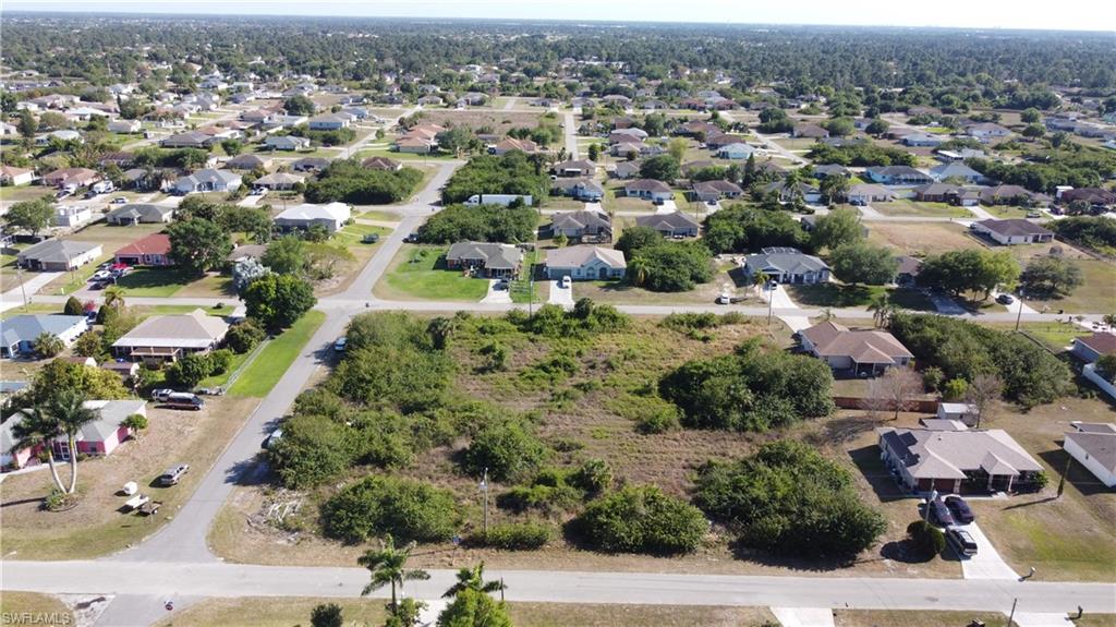 LEHIGH ACRES - Land