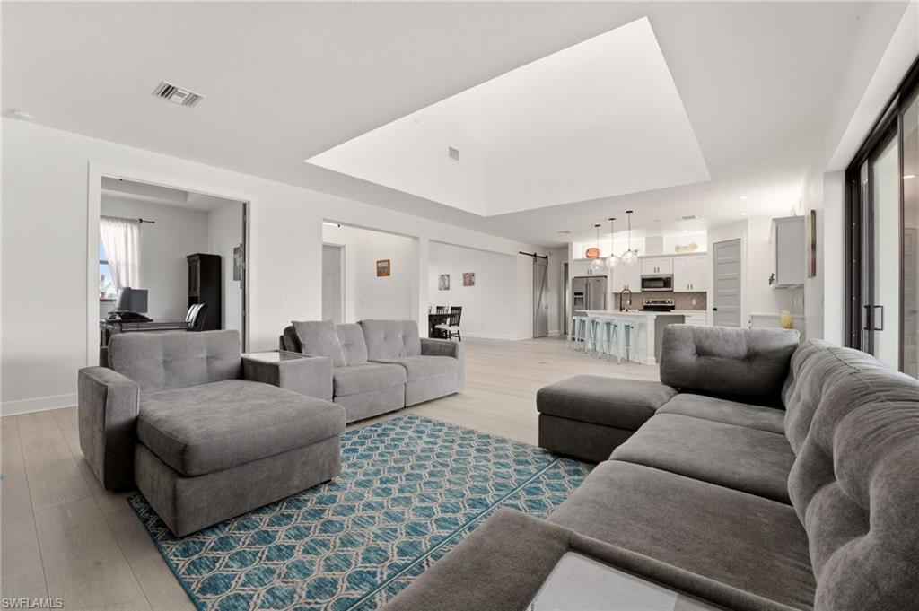 CALOOSA PRESERVE - Residential