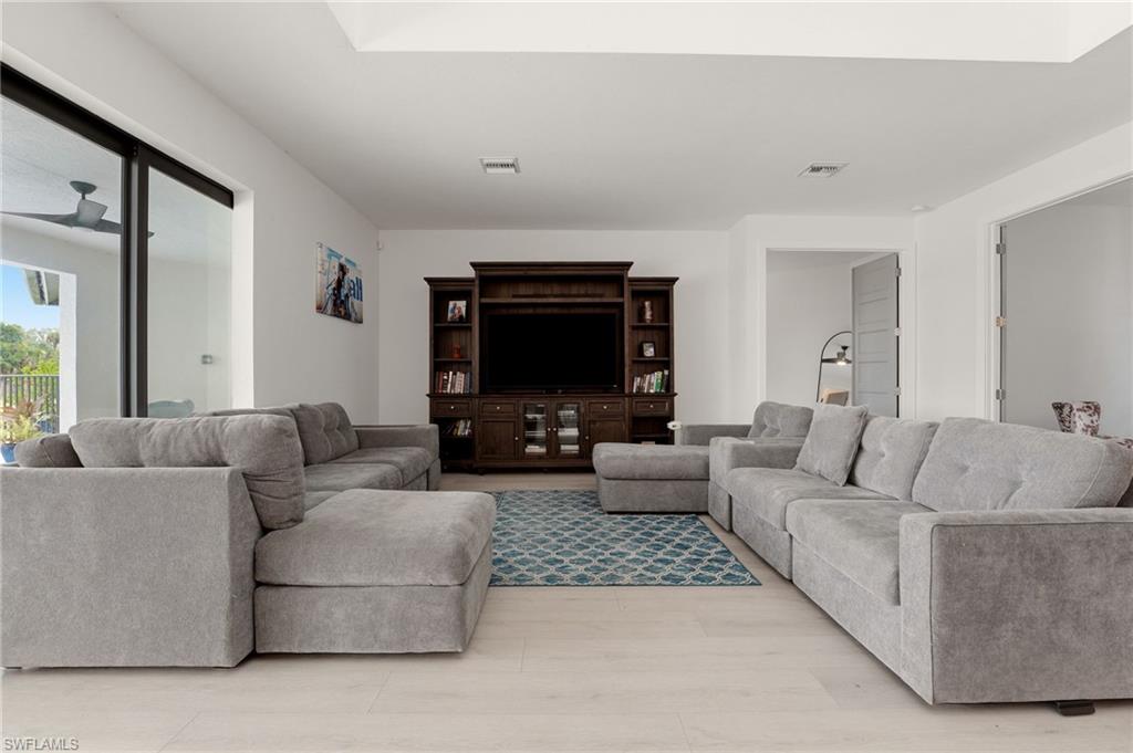 CALOOSA PRESERVE - Residential