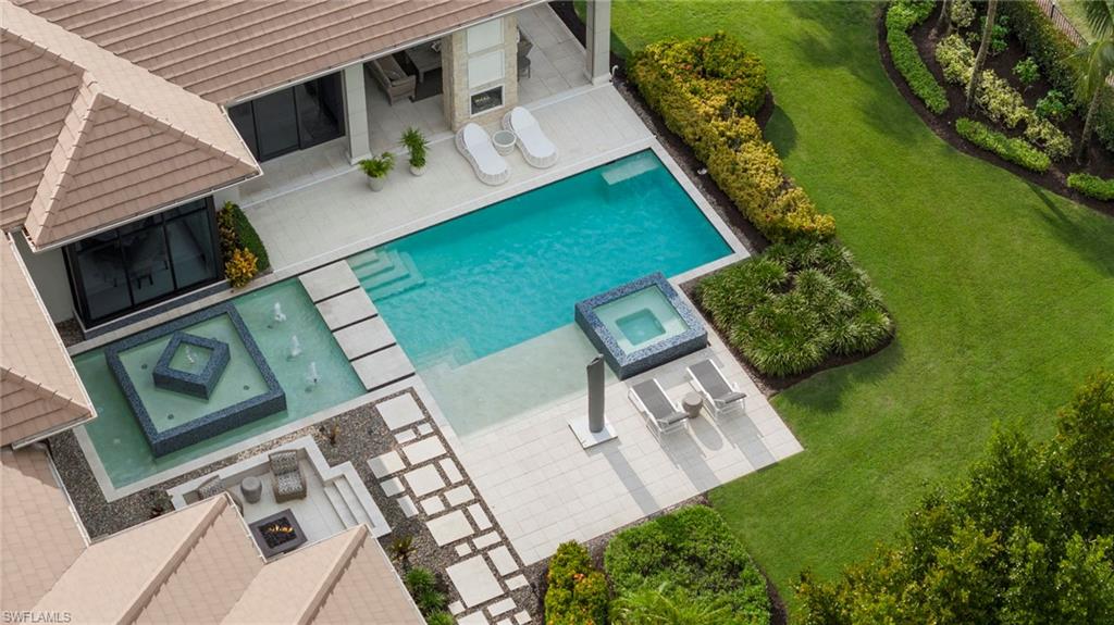 QUAIL WEST - Residential