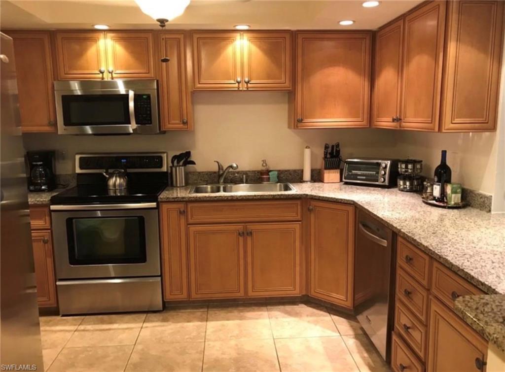 VIKING CONDO - Residential