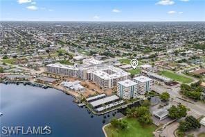 CAPE CORAL - Land