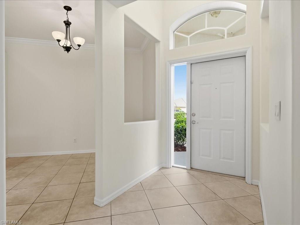 COLONIAL LINKS - Residential