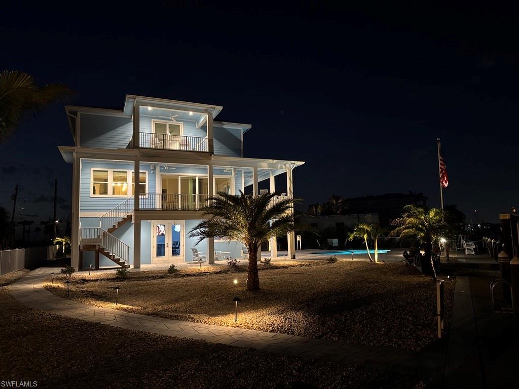 ISLAND SHORES - Residential
