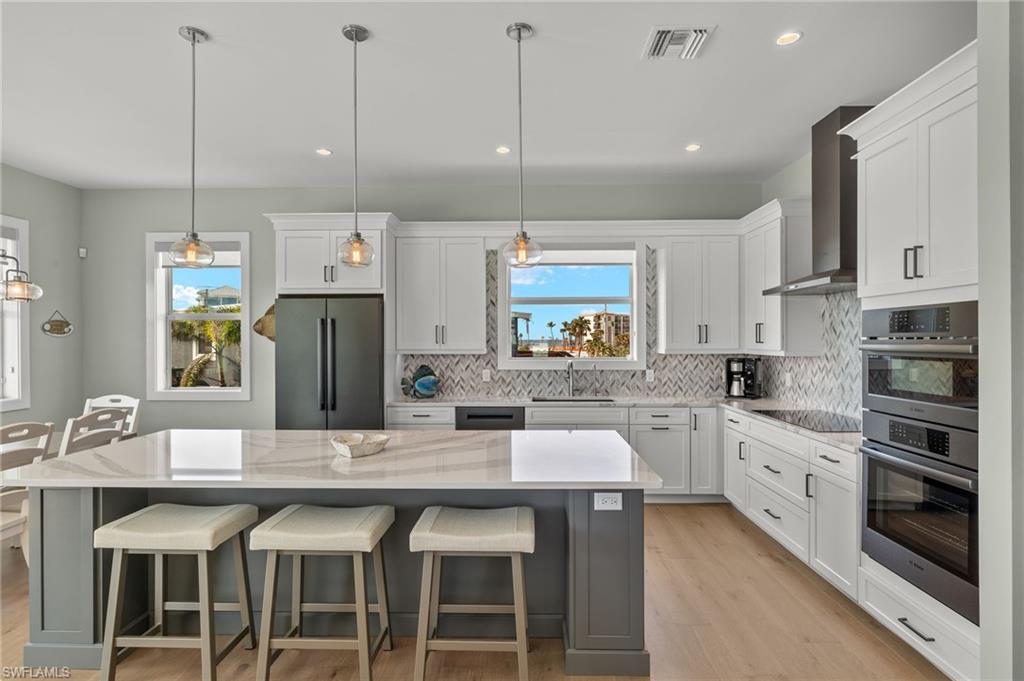ISLAND SHORES - Residential