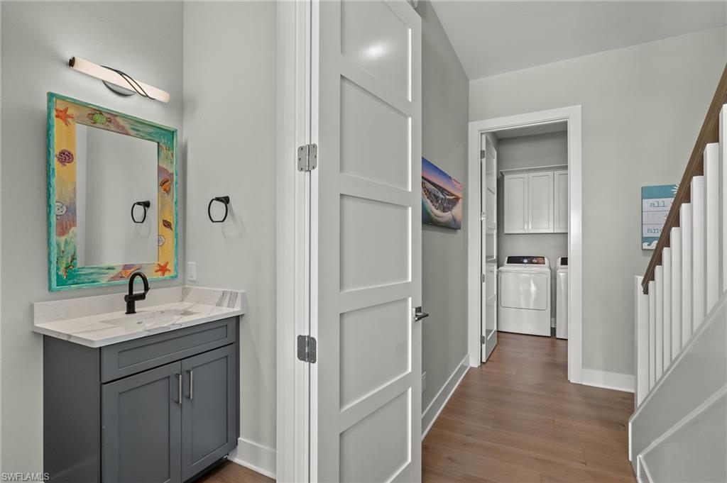ISLAND SHORES - Residential