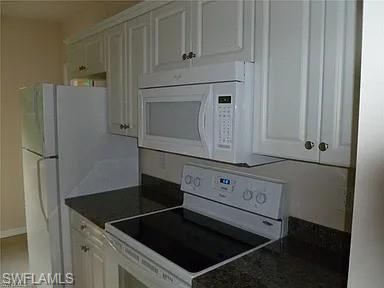 SAN CARLOS PARK - Residential Income