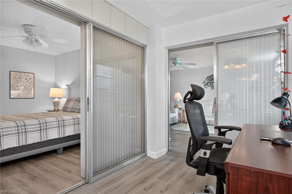 SEVEN LAKES - Residential