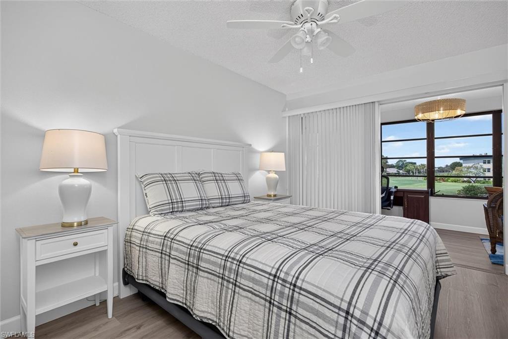 SEVEN LAKES - Residential
