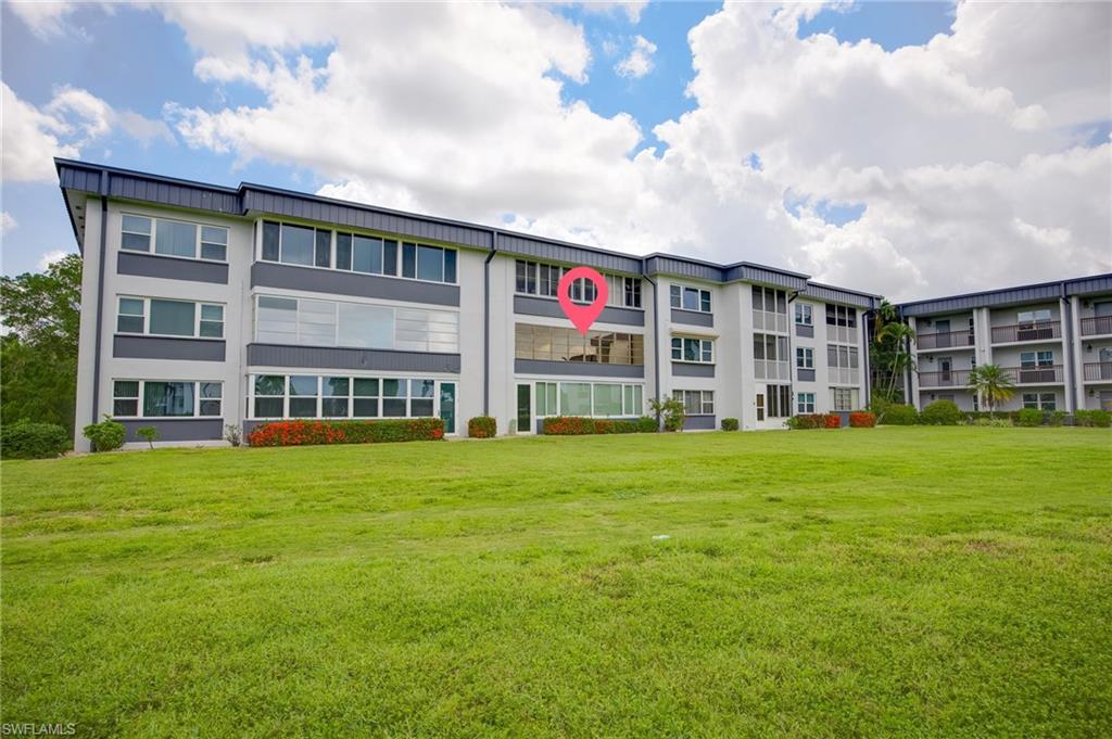 SEVEN LAKES - Residential