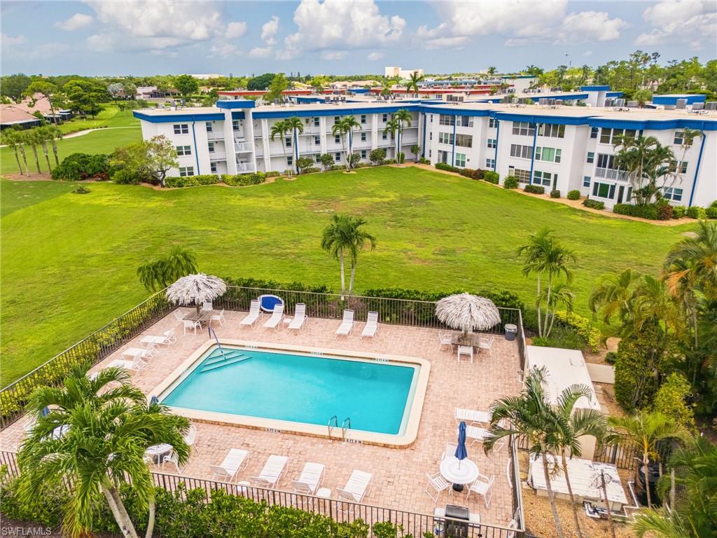 SEVEN LAKES - Residential