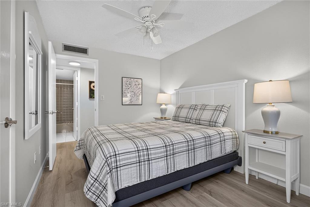 SEVEN LAKES - Residential