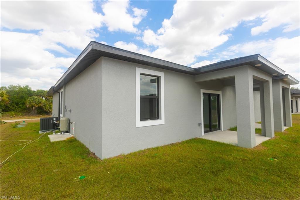 LEHIGH ACRES - Residential Lease