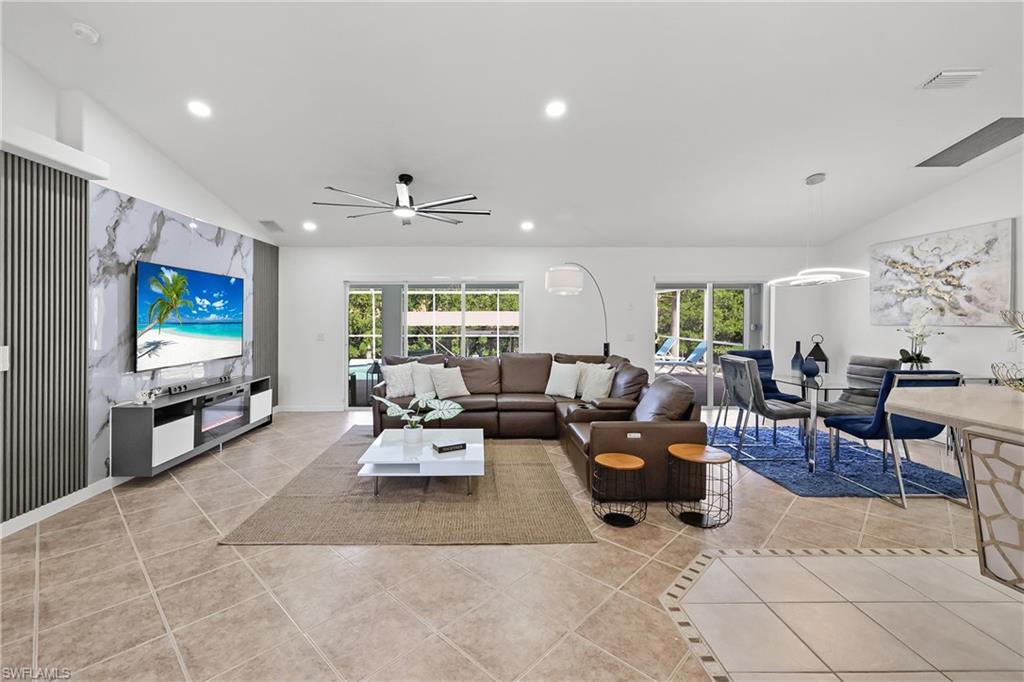 CAPE CORAL - Residential Lease