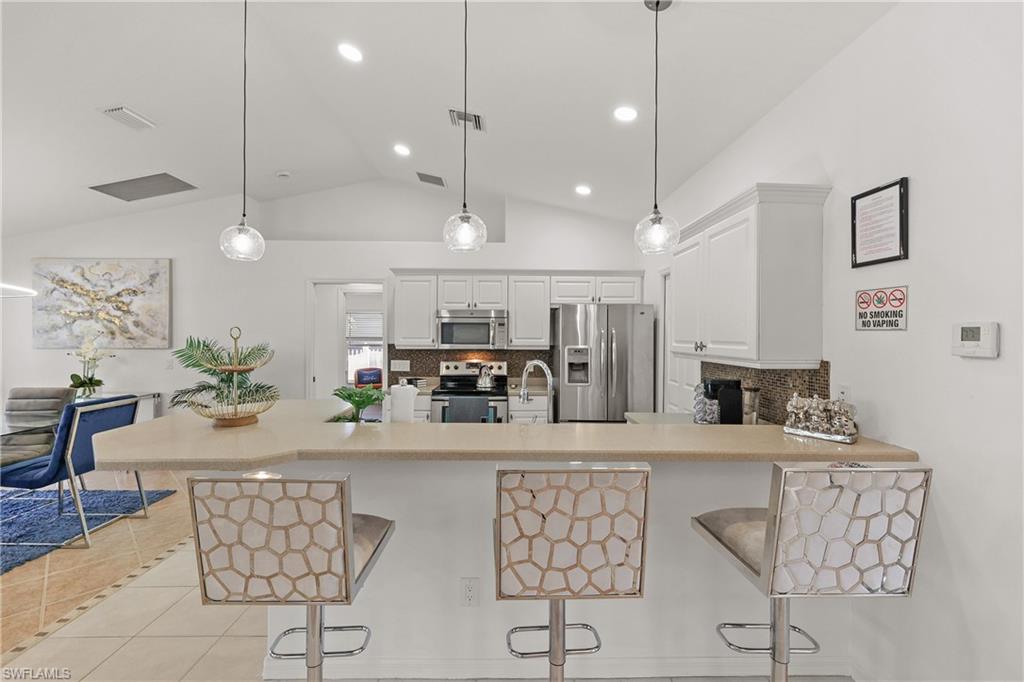 CAPE CORAL - Residential Lease