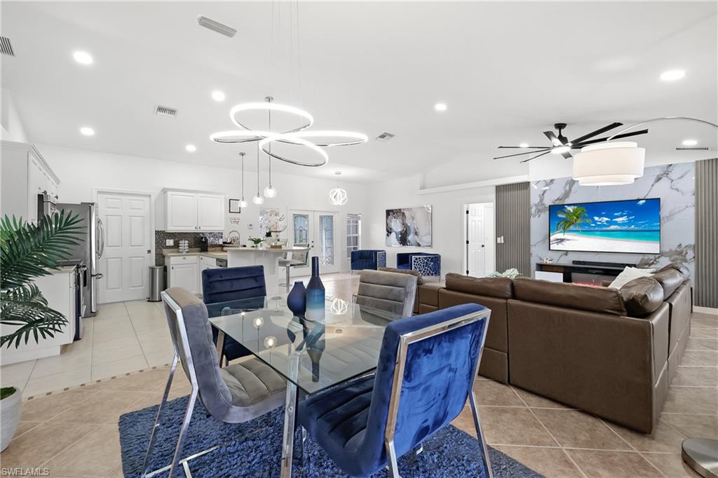 CAPE CORAL - Residential Lease