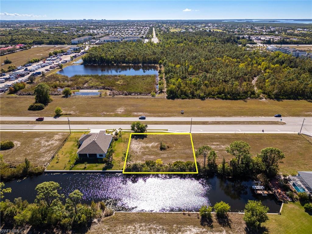 CAPE CORAL - Land