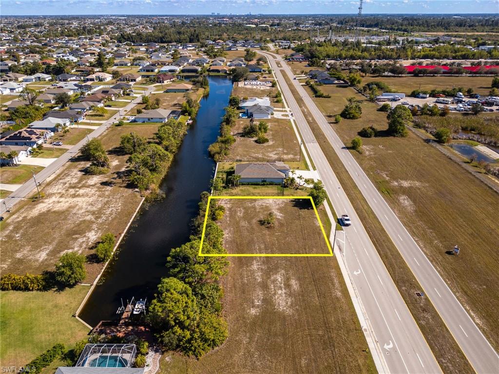 CAPE CORAL - Land