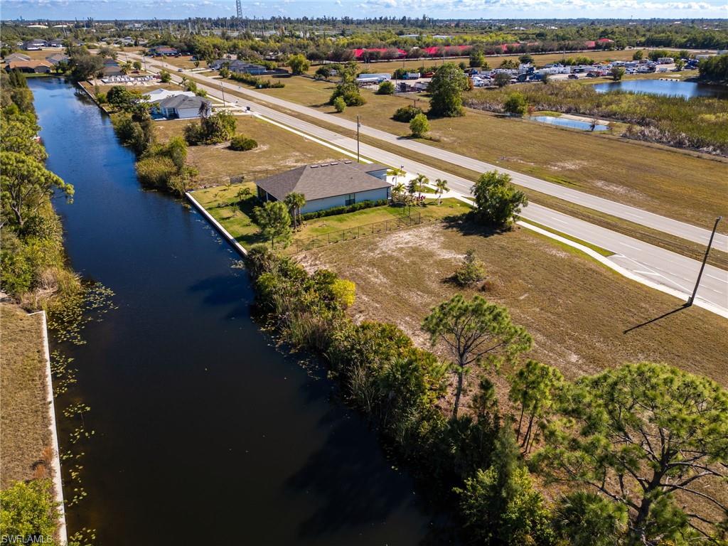 CAPE CORAL - Land
