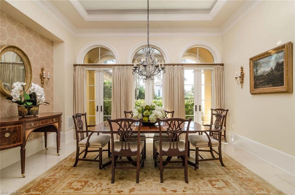 ESCADA AT TIBURON - Residential