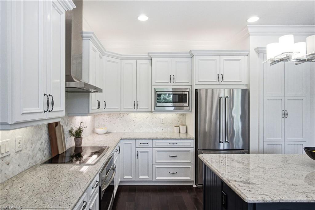 RIVERSTONE - Residential