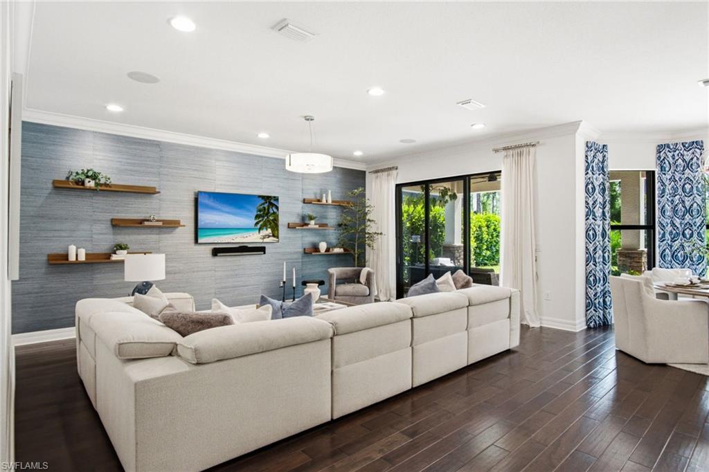 RIVERSTONE - Residential