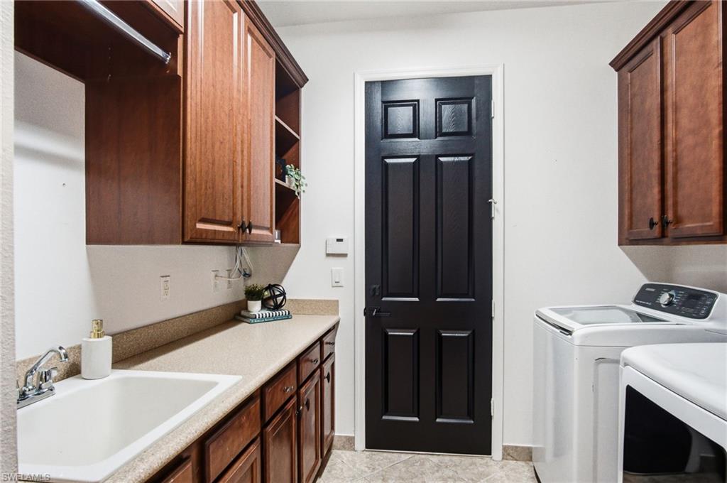 RIVERSTONE - Residential