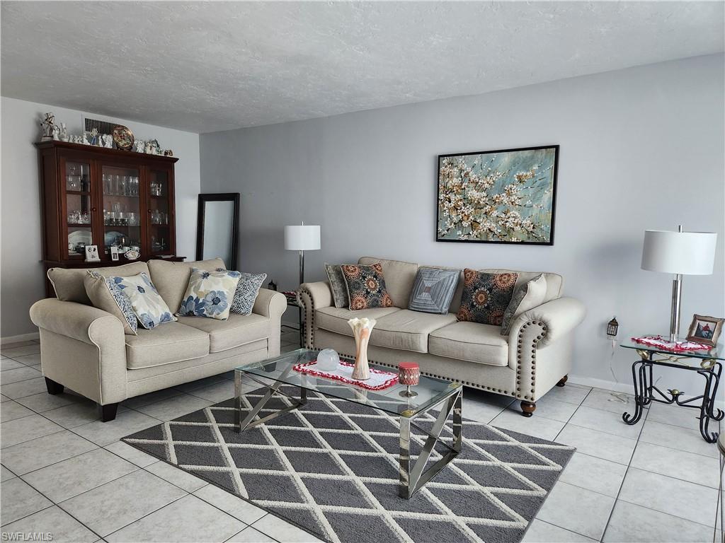 PALM CREST VILLAS - Residential