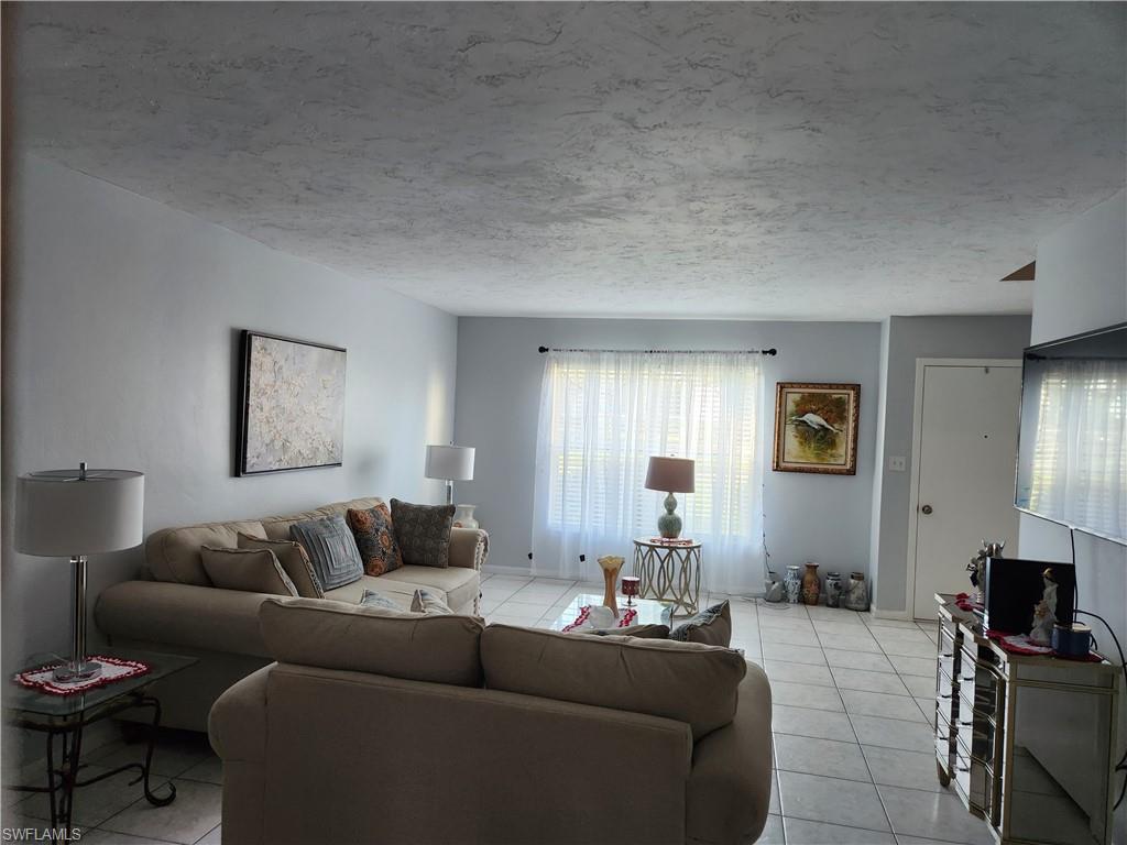 PALM CREST VILLAS - Residential